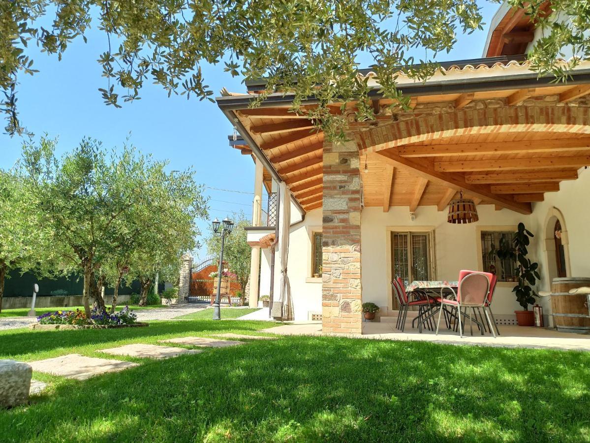 Le Zampolle B & B 可乐 外观 照片