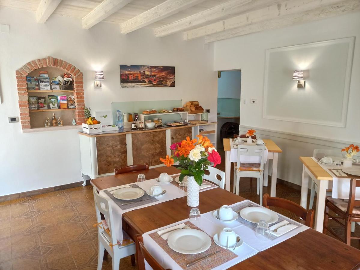 Le Zampolle B & B 可乐 外观 照片