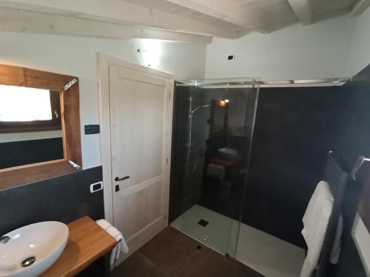 Le Zampolle B & B 可乐 外观 照片